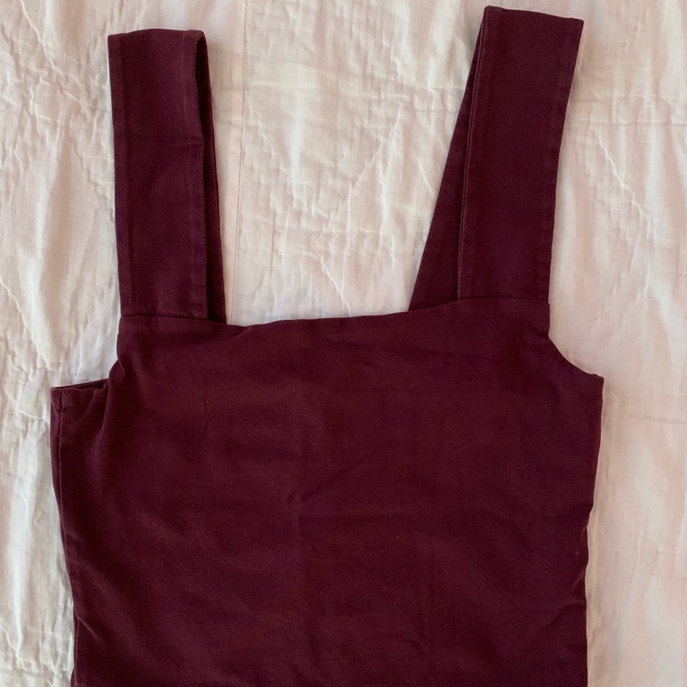 maroon sq neck top